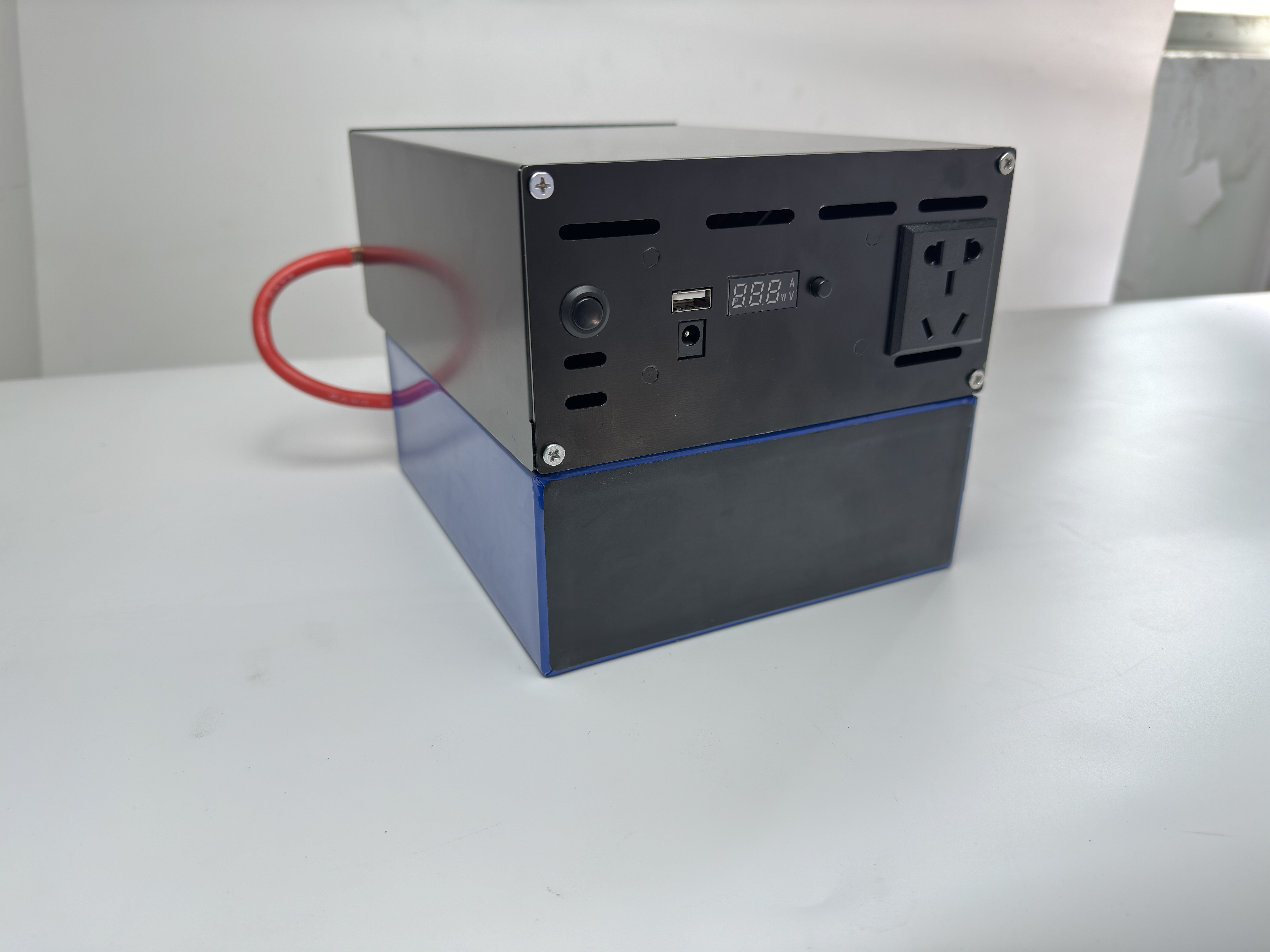 Système d'onduleur MPPT 3.2 V